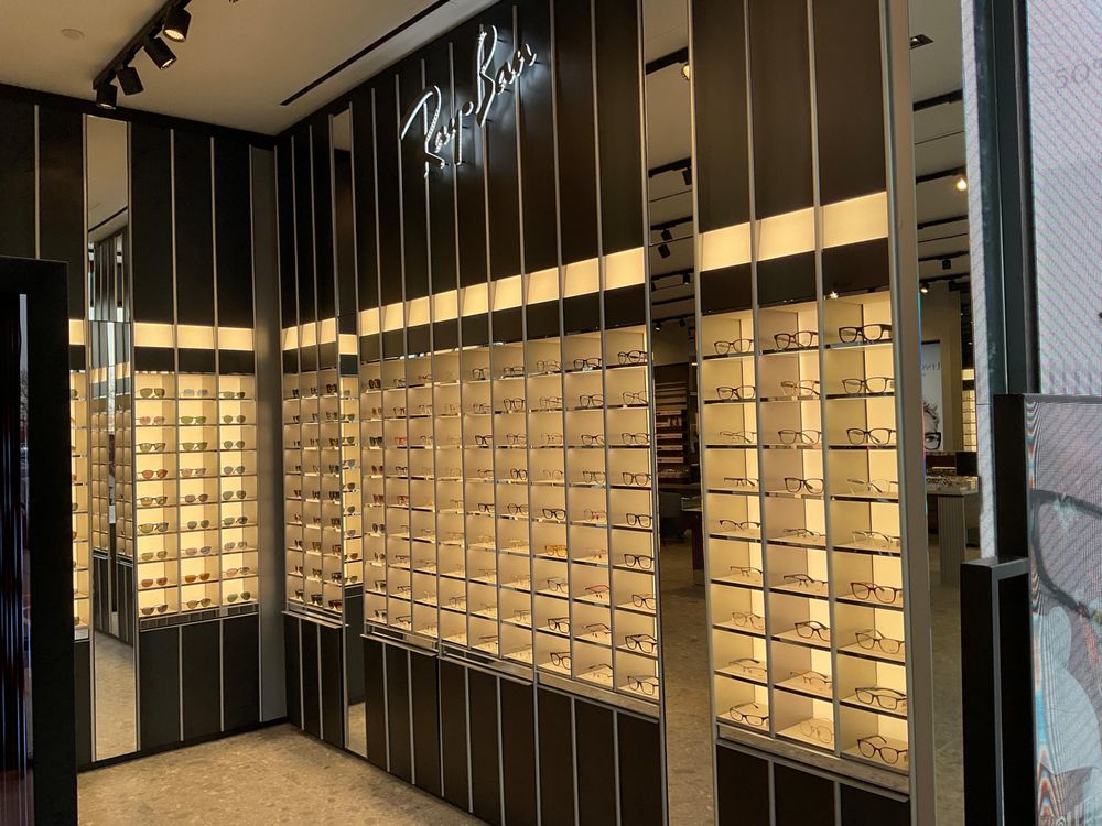 LENSCRAFTERS Updated August 2024 6470 E State St, Rockford