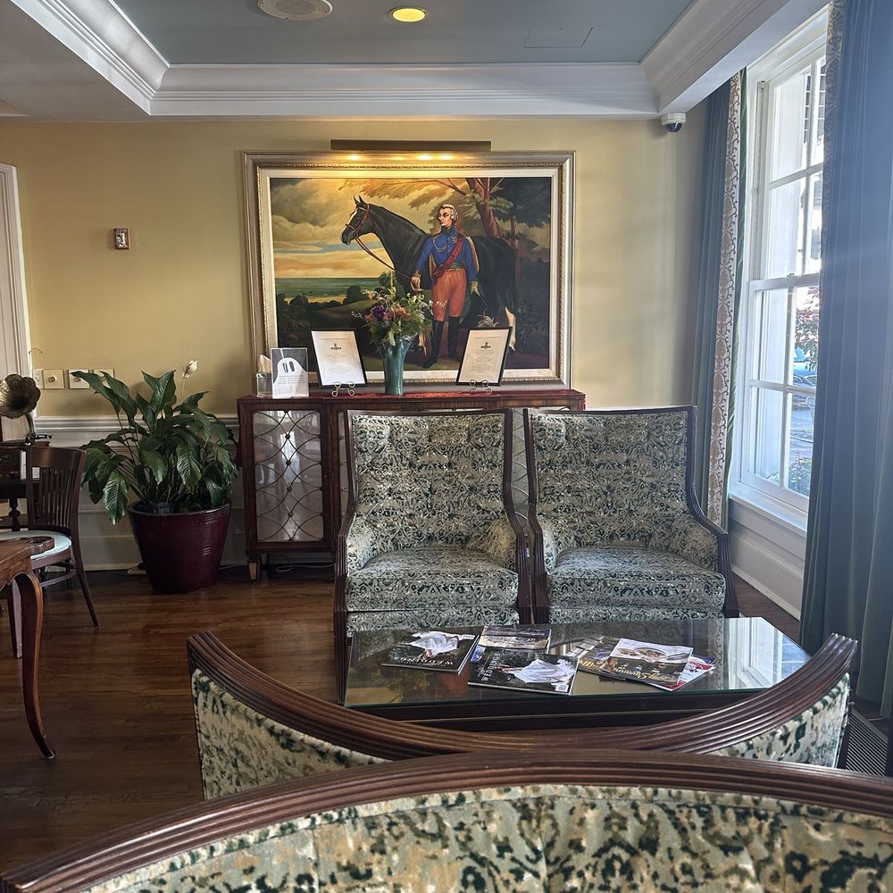 The Marshall House - Hotels Near Me - Savannah, Georgia
