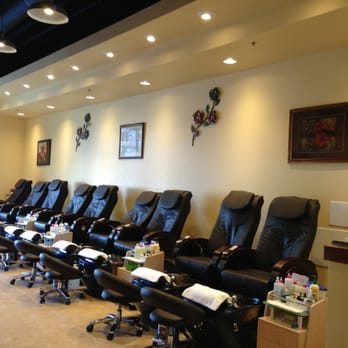 Golden Nails And Spa - Nail Salons Near Me - Eugene, Oregon