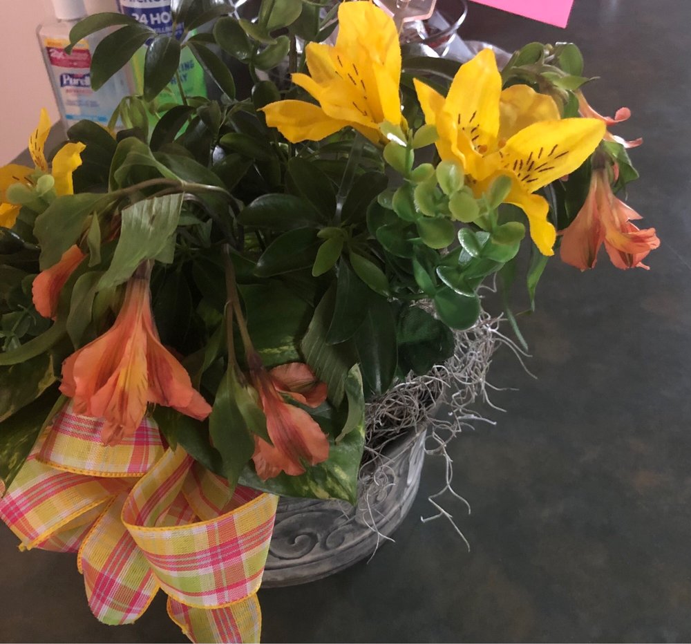 ME NOT FLOWERS AND GIFTS Updated May 2024 21 Photos 715 Gum Branch Ctr