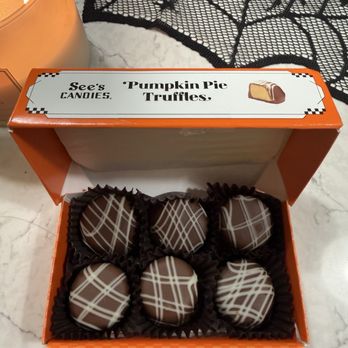 See's Candies - Chocolatiers & Shops Near Me - Tustin, California See's Candies - Chocolatiers & Shops Near Me - Tustin, California