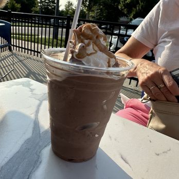 The Big Scoop - Chocolate peanut butter - Ice Cream & Frozen Yogurt Near Me - Henrico, Virginia