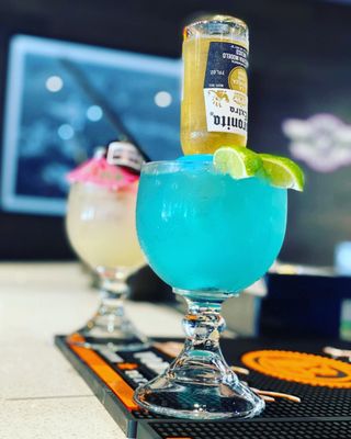 Silva's Sports Bar & Grill by null