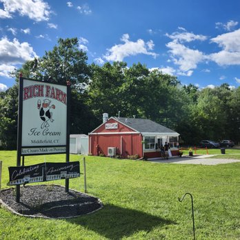 Rich Farm Ice Cream - View from the street - Ice Cream & Frozen Yogurt Near Me - Middlefield, Connecticut Rich Farm Ice Cream - View from the street - Ice Cream & Frozen Yogurt Near Me - Middlefield, Connecticut