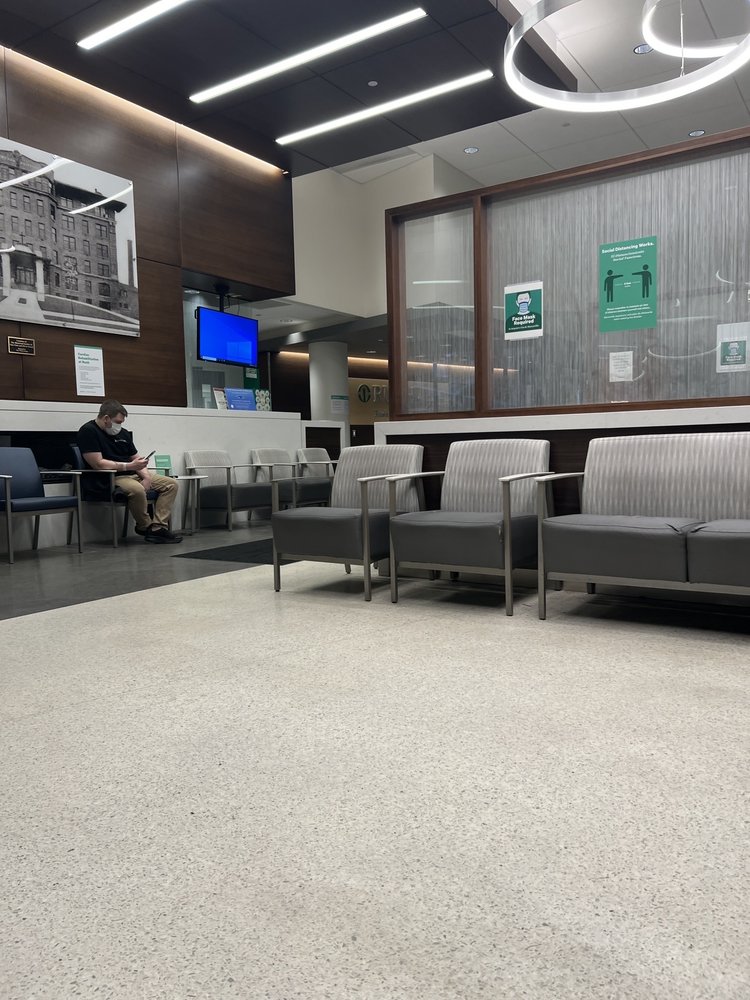 RUSH OAK PARK HOSPITAL Updated August 2024 33 Photos & 110 Reviews