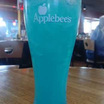 Applebee's Grill + Bar - American Near Me - Ukiah, California