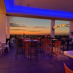 Cloud 9 Rooftop Bar