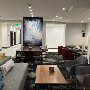 Hyatt Place Bakersfield - Hotels Near Me - Bakersfield, California