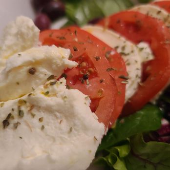 Azalea Inn - a salad with tomatoes and mozzarella - Pizza Near Me - Norfolk, Virginia Azalea Inn - a salad with tomatoes and mozzarella - Pizza Near Me - Norfolk, Virginia