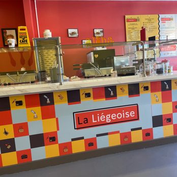 La Liégeoise - Waffles Near Me - East Honolulu, Hawaii