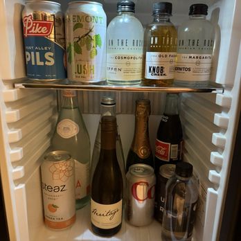 Hotel 1000 - Mini bar - Hotels Near Me - Seattle, Washington