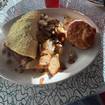 Westerville Grill - Spanish omelet with chorizo sausage, home fries and biscuit - American Near Me - Westerville, Ohio