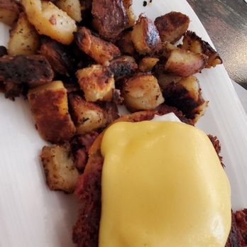 Good Friends Cafe - 1/2 order Hash bebedict with potatoes well done, as requested - Breakfast & Brunch Near Me - West Dennis, Massachusetts Good Friends Cafe - 1/2 order Hash bebedict with potatoes well done, as requested - Breakfast & Brunch Near Me - West Dennis, Massachusetts