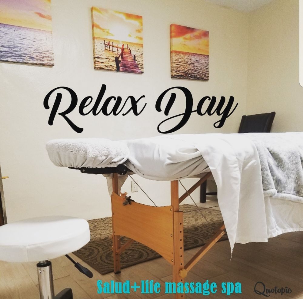 Health Massage & Wellness Logo