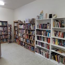Rainier Thrift & Gift