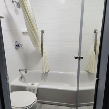 Baymont by Wyndham Culpeper - Small but clean. - Hotels Near Me - Culpeper, Virginia