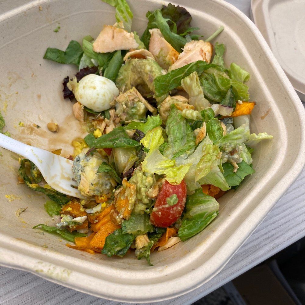 Garden Cobb w/fish Garden Cobb w/fish