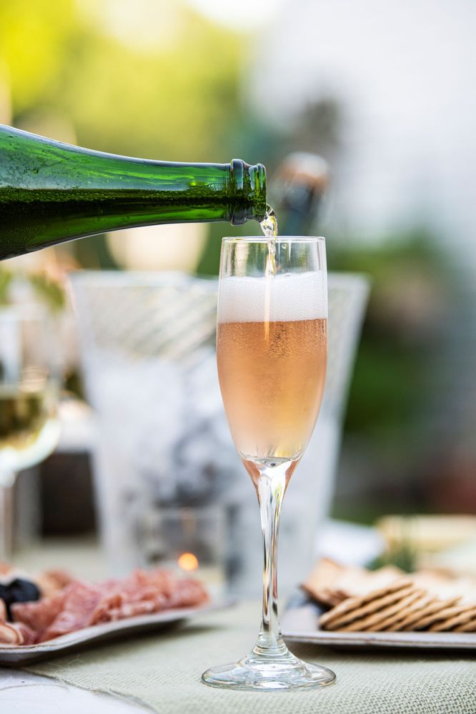 MOUSSE SPARKLING WINE CO. 30 Photos & 10 Reviews 115 1st St E