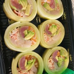 Naruto (It's wrapped in Cucumber, no rice) Naruto (It's wrapped in Cucumber, no rice)