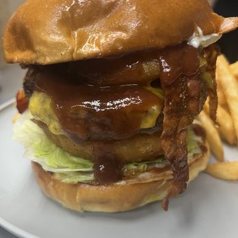 Milan Pizza - Texas bbq burger - Pizza Near Me - Lowell, Massachusetts