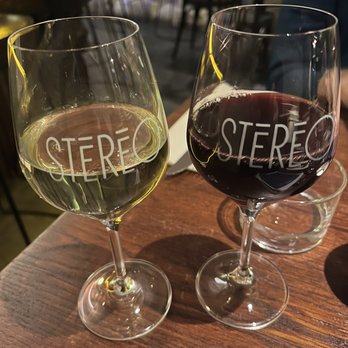 Stereo - Wine - Wine Bars Near Me - Paris, 01 Stereo - Wine - Wine Bars Near Me - Paris, 01