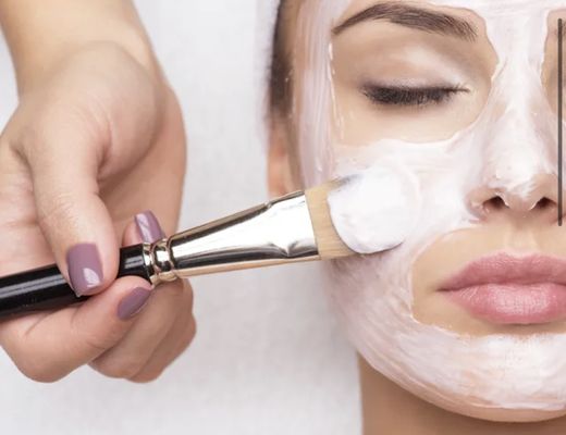 Skincare and Massage Services - La Parisienne Salon & Spa offers professional and fully licensed Skin care and Massage services.