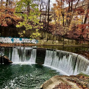 James W Rouse Memorial Deck At Round Falls - Parks Near Me - Baltimore, Maryland