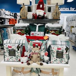 Marshalls - Christmas shopping