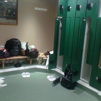 Birmingham Marriott Hotel - Locker and changing area - Hotels Near Me - Birmingham, BIR