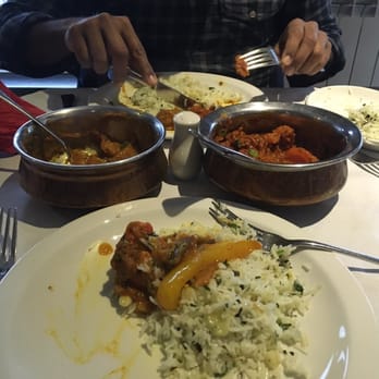 Spice Tandoori - Excellent chicken aam achari(left) and lamb roghan ghosh with buttery garlic rice. - Indian Near Me - Fort William, HLD Spice Tandoori - Excellent chicken aam achari(left) and lamb roghan ghosh with buttery garlic rice. - Indian Near Me - Fort William, HLD