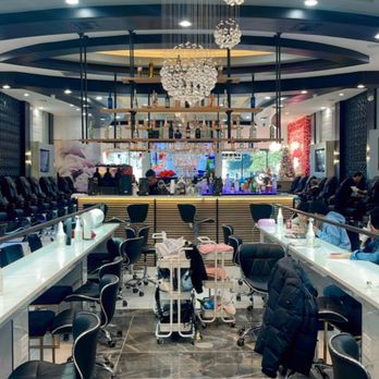 Modish Nail Bar - Nail Salons Near Me - Dallas, Texas