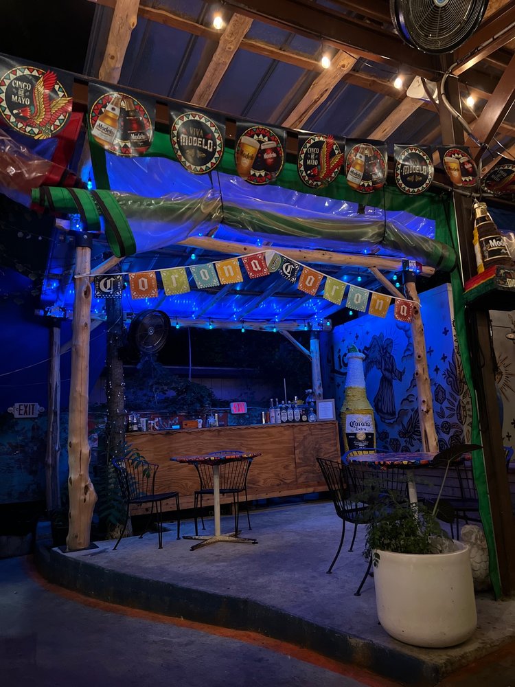 Licha's Cantina
