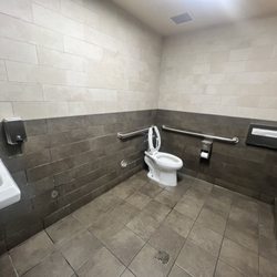 Chevron - Men restroom