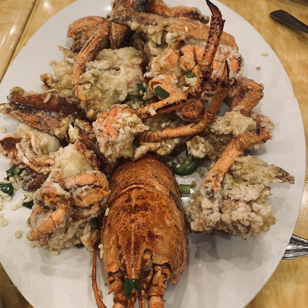 Lobster King - Salt and pepper lobster . About 4 pounds - Seafood Near Me - Honolulu, Hawaii Lobster King - Salt and pepper lobster . About 4 pounds - Seafood Near Me - Honolulu, Hawaii