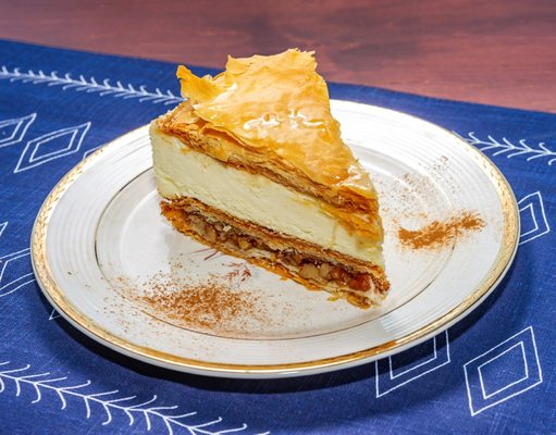 Yaya Mas Greek Kuzina by null