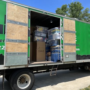 Dumbo Moving & Storage - Nearly full truck - Movers Near Me - Brooklyn, New York Dumbo Moving & Storage - Nearly full truck - Movers Near Me - Brooklyn, New York