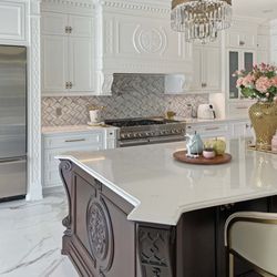 WL Kitchen & Home - Luxury withe kitchen design and construction.