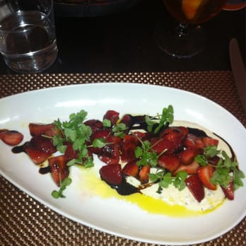 Trevi 5 - Strawberry mircro greens salad w balsamic reduction - Italian Near Me - Hershey, Pennsylvania