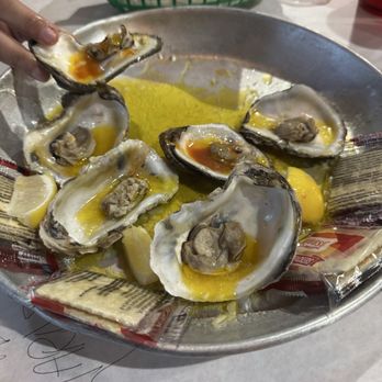 Surfing Crab - steamed half oyster w garlic butter ( next time going for the full order sooooo delicious and plenty of oyster meat) - Cajun/Creole Near Me - San Antonio, Texas Surfing Crab - steamed half oyster w garlic butter ( next time going for the full order sooooo delicious and plenty of oyster meat) - Cajun/Creole Near Me - San Antonio, Texas