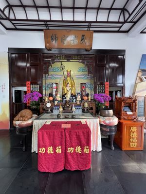 Sun Moon Lake by null