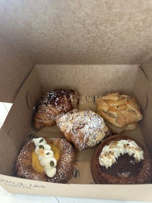 Lucía - Patisserie+Café by null