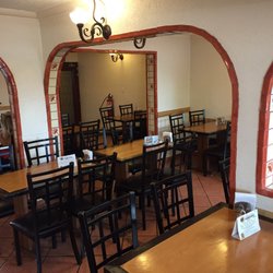 Taquerias las Palomas - Area del salón comedor.
