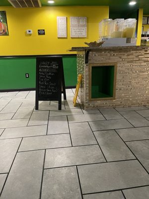 Jamaica Nyammingz Restaurant by null