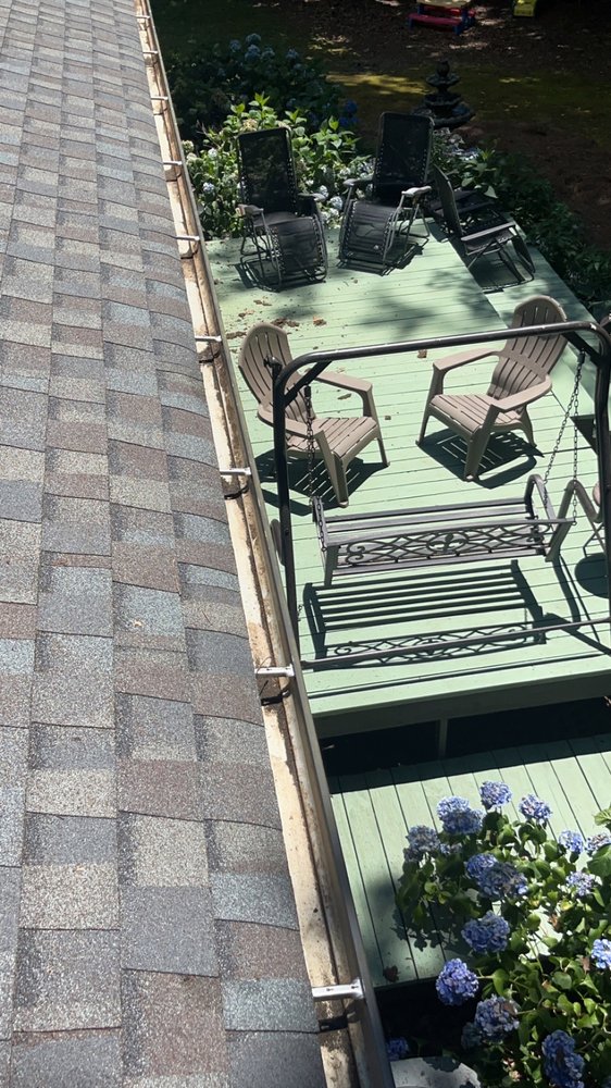 Slide of Ezzell Gutter And Roof Cleaning