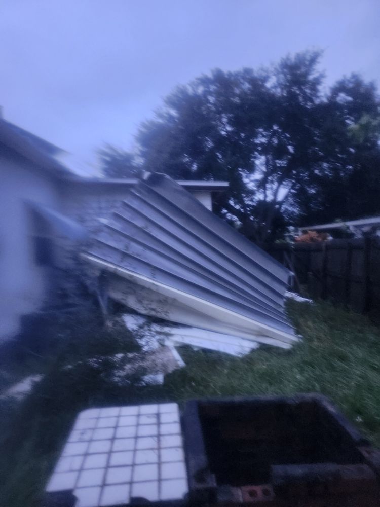 Slide of Duncan Roofing & Pressure Washing