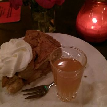 Winkel 43 - The famous apple pie with a shot of apple pie genever - Desserts Near Me - Amsterdam, New Hampshire