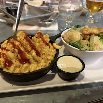 Dust Bowl Brewery Taproom - Kids Mac and Cheese and side salad - Breweries Near Me - Turlock, California Dust Bowl Brewery Taproom - Kids Mac and Cheese and side salad - Breweries Near Me - Turlock, California