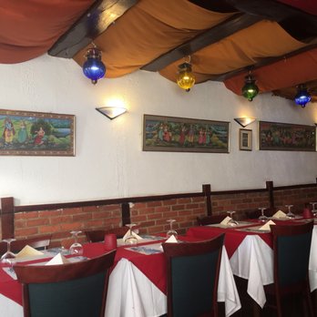La Maharani - Inside decor - Indian Near Me - Brussels, BRU