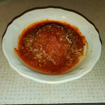 Angelo Caputo's Fresh Markets - Hot bar meatball and sauce. - Grocery Near Me - South Elgin, Illinois