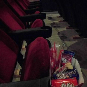 Cinema Detroit - These high back red velvet chairs are great. Too bad they dont recline lollll - Cinema Near Me - Detroit, Michigan